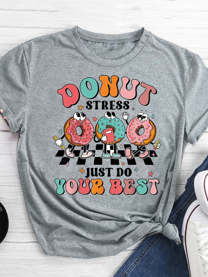 Summer Clothing Trends For Women 2026 - Camiseta con estampado de donuts de